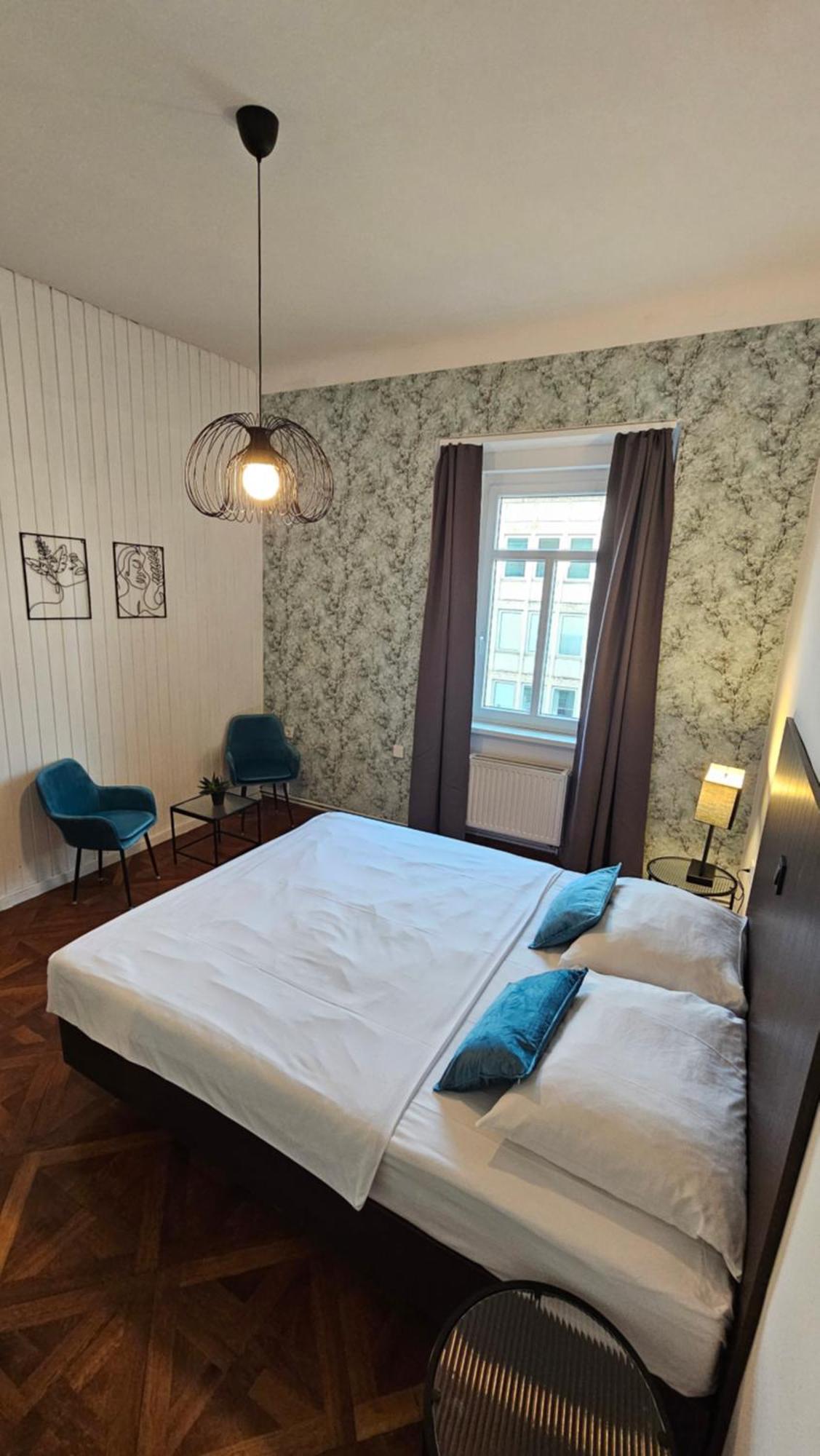 Appartement Center Flat 160m2 *