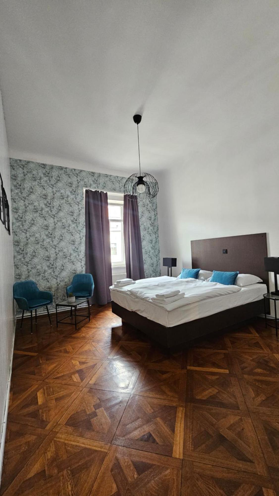 Center Flat 160m2 * Ljubljana