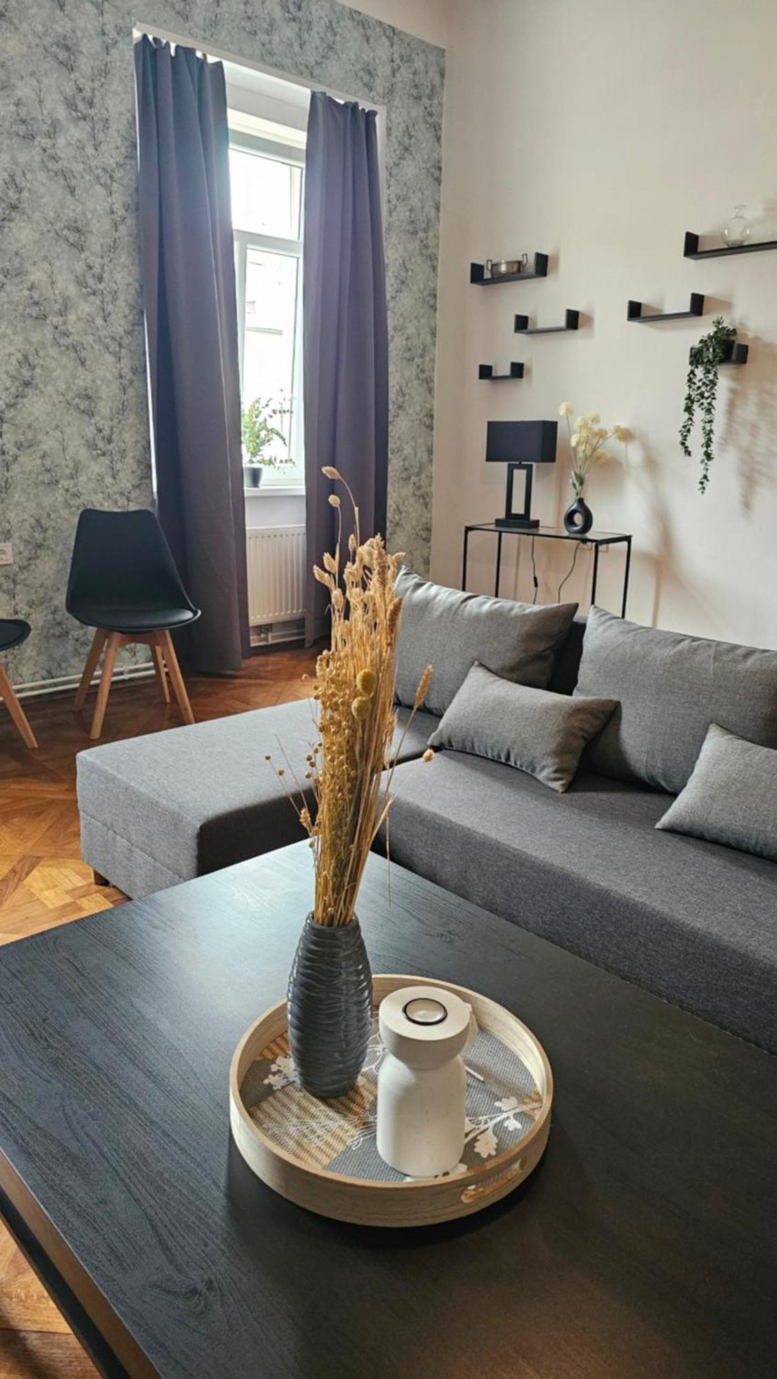 Center Flat 160m2 * Ljubljana